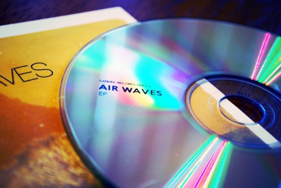 air_waves-03